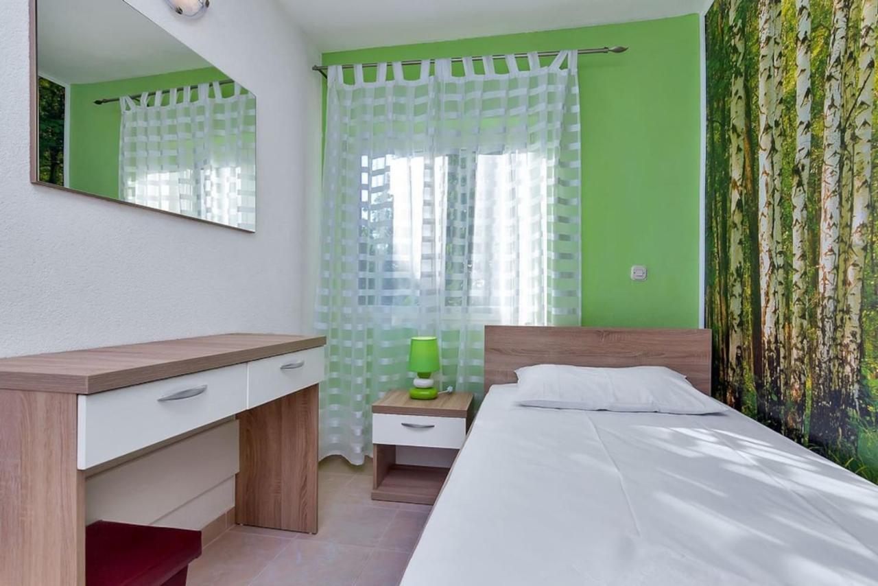 Holiday Home Colla Tucepi Exterior photo